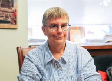 Image of Prof. Lynne Viola